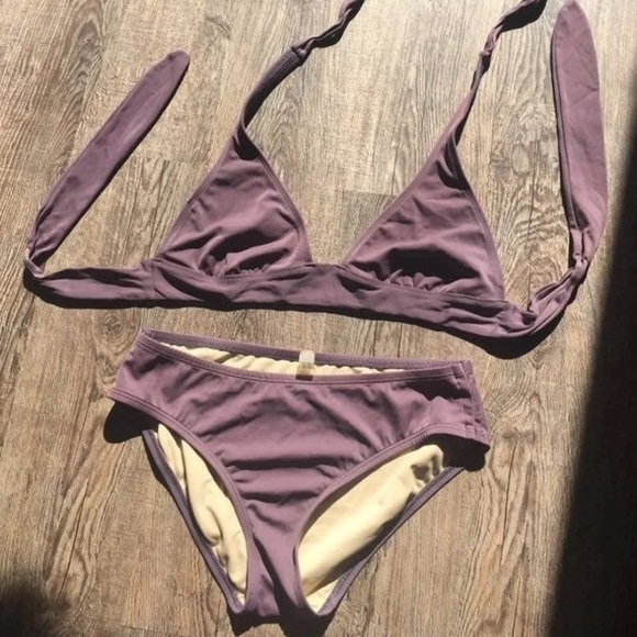 Victoria Secret purple bikini - Picture 2 of 12